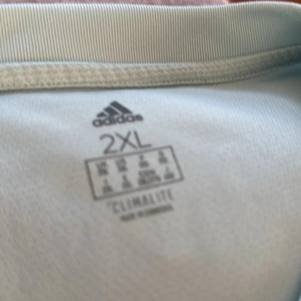 TWO Men’s Soccer Jersey - Picture 4 of 9